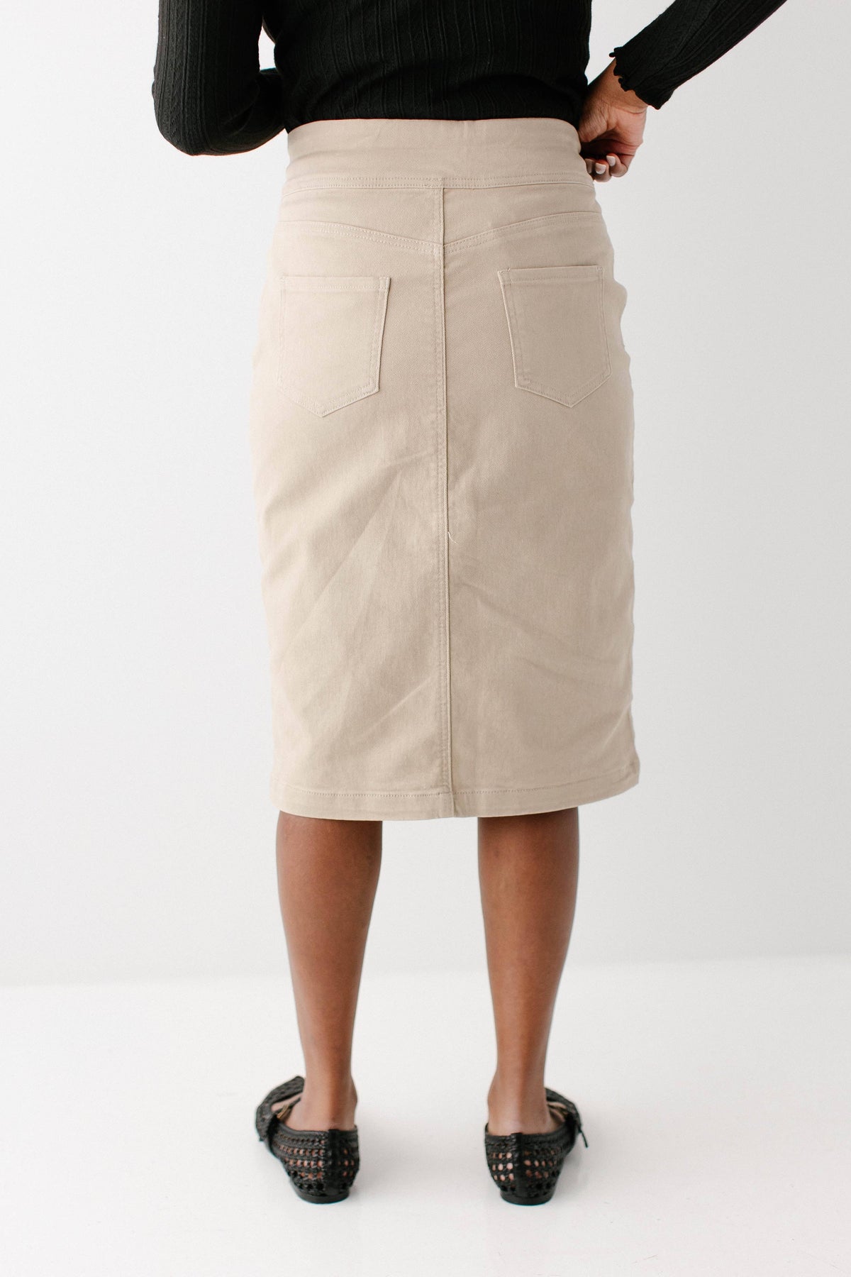 Sara Stretch Denim Skirt in Khaki