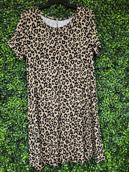 Ladies XL Leopard Print Stretchy Soft Dress