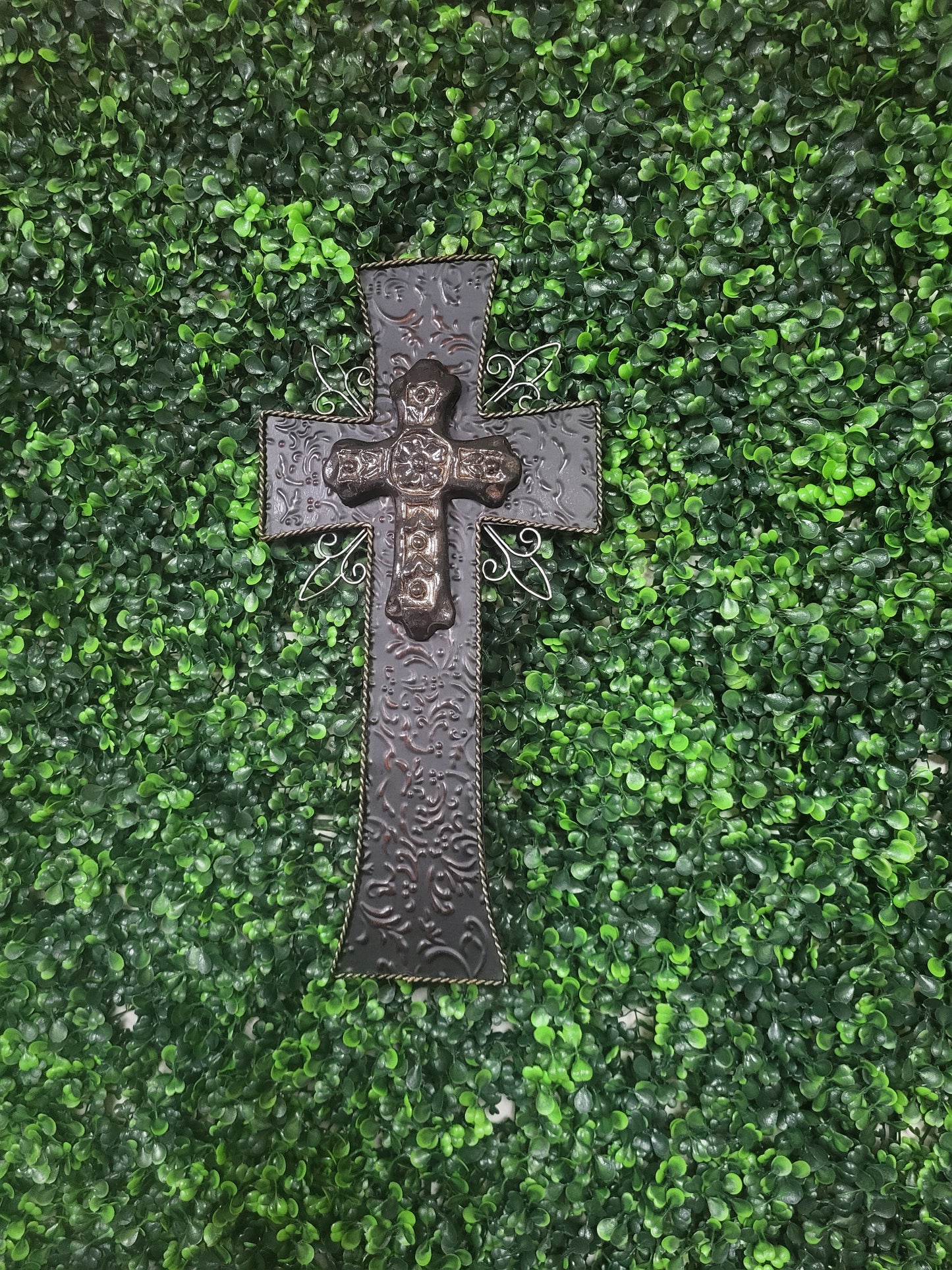 5x12 Metal Wall Hanging Cross Decor