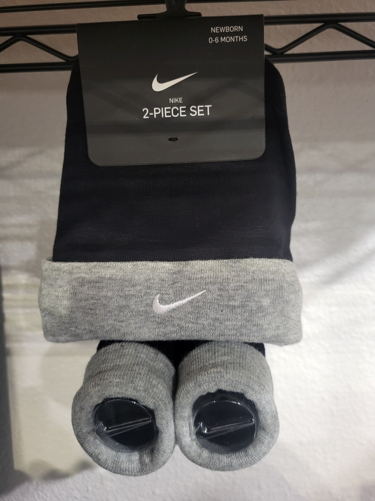 Nike Newborn 2 pc. Set