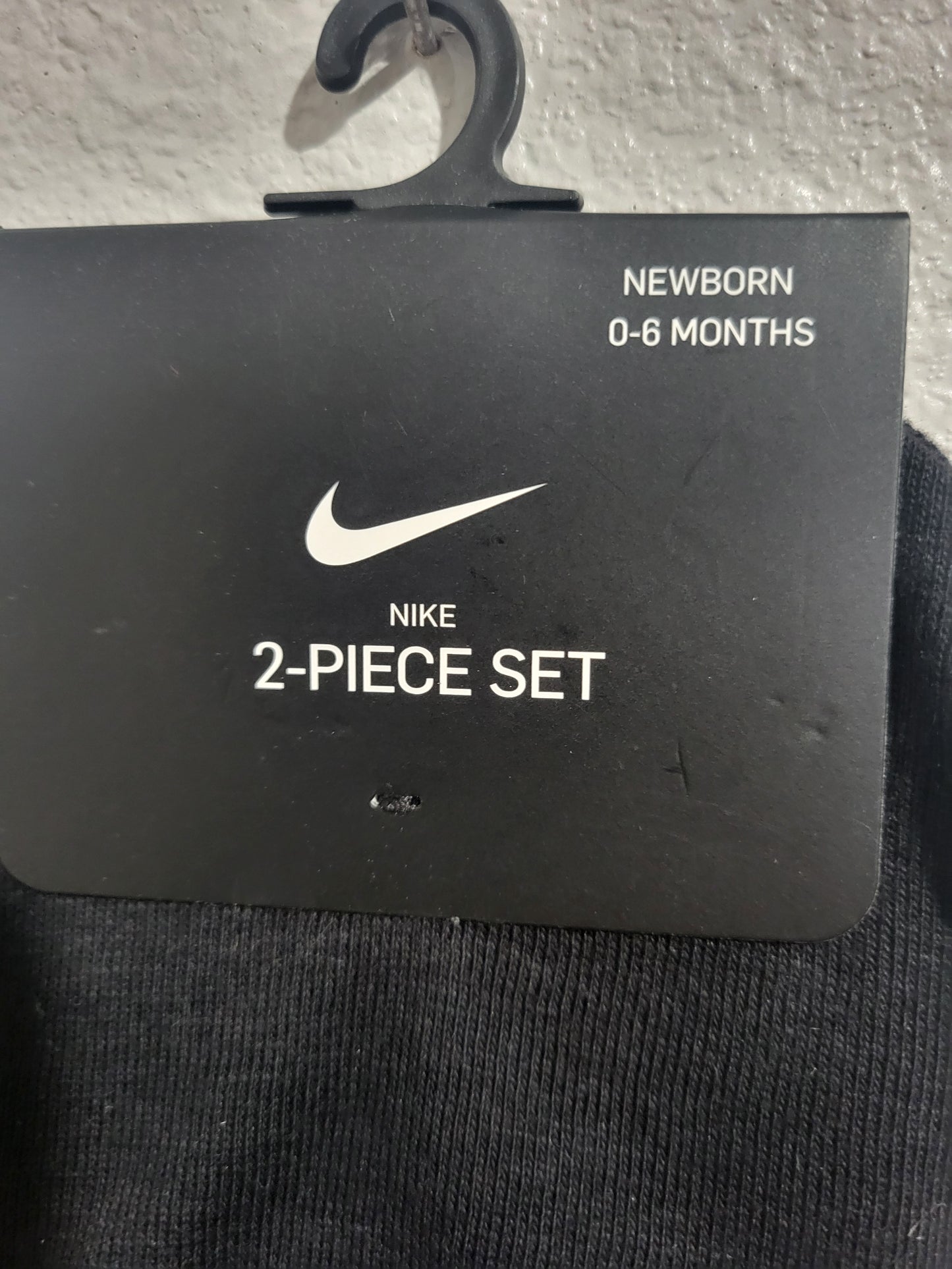 Nike Newborn 2 pc. Set