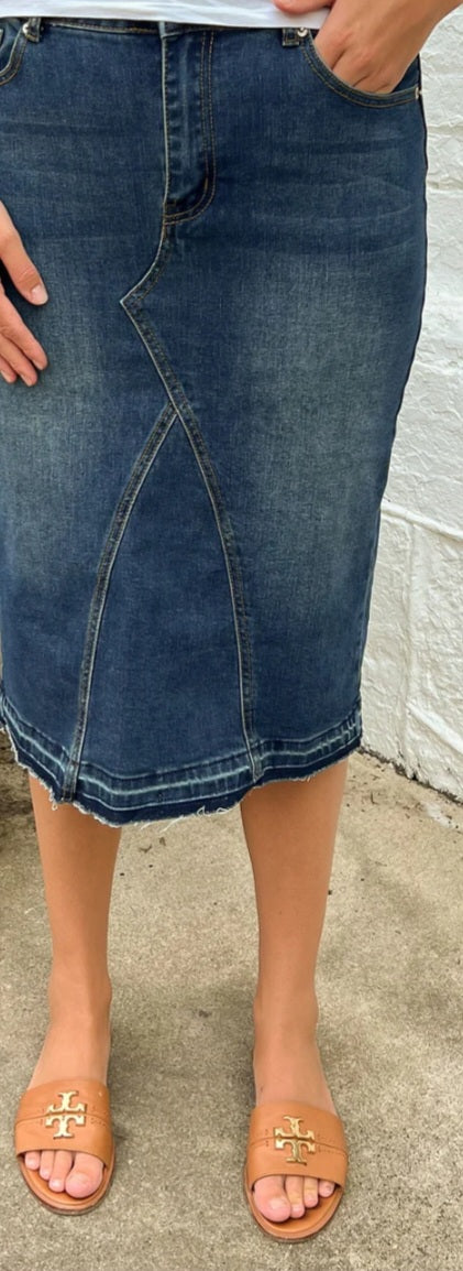 MAYA DENIM SKIRT IN VINTAGE WASH