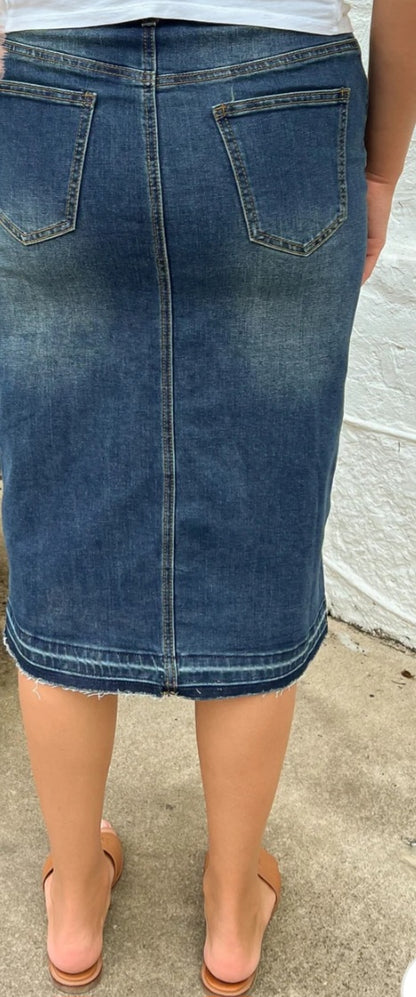 MAYA DENIM SKIRT IN VINTAGE WASH