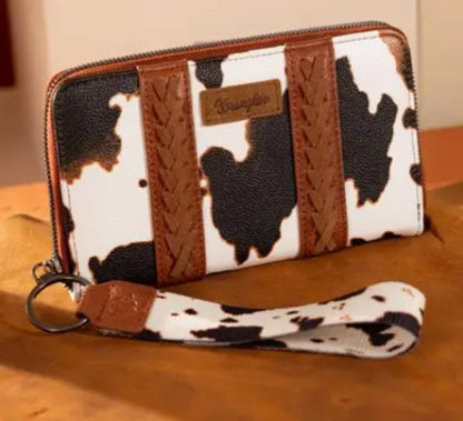 Wrangler Southwestern Art Cowprint Wallet