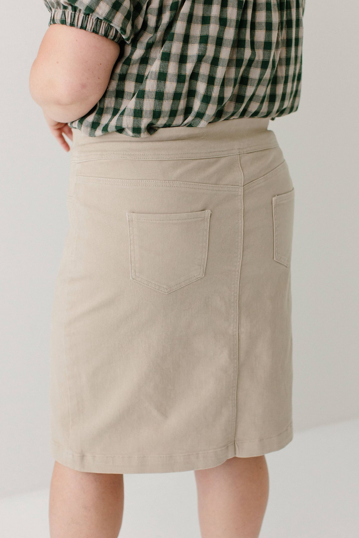 Sara Stretch Denim Skirt in Khaki