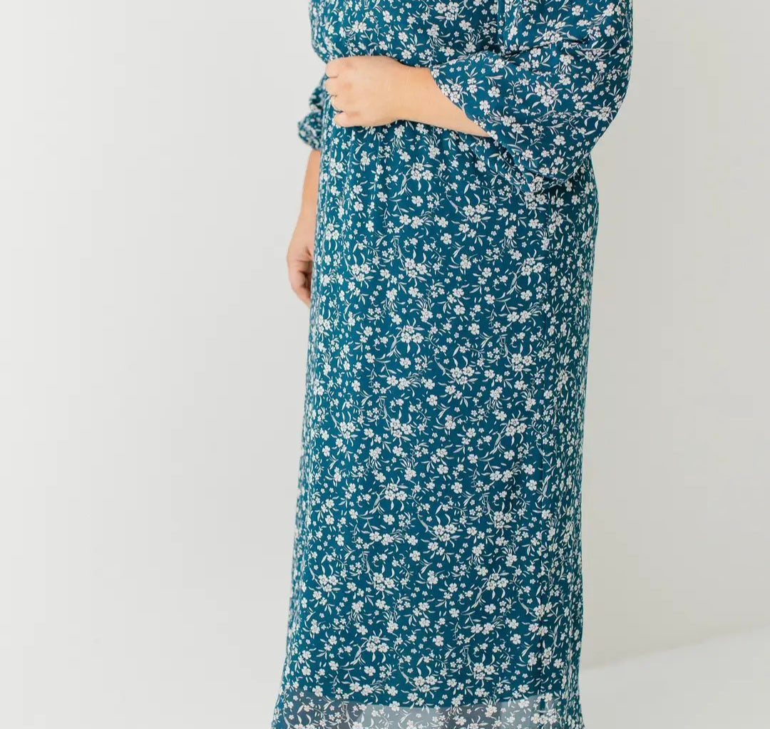 Naomi' Long Sleeve Floral Midi Dress