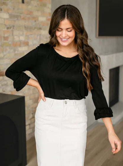 Essential Ruffled 3/4 Sleeve Top