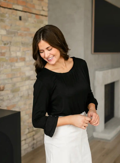 Essential Ruffled 3/4 Sleeve Top