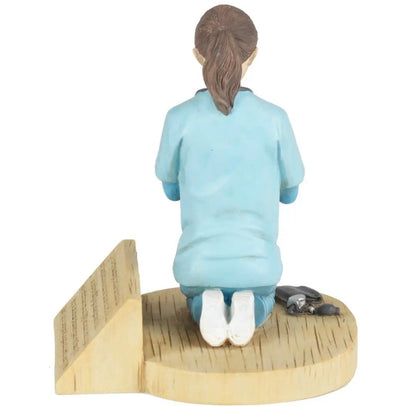 Nurse's Prayer, Kneeling in Uniform 4.5 x 5.5 Resin Stone Tabletop Figuriner29_14:57