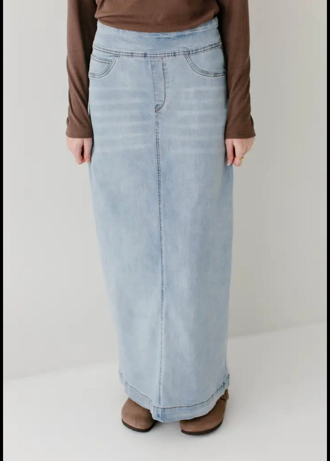 "Sara" Classic Long Denim Skirt Light Wash