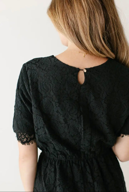 Odessa' Round Neck Lace Maxi Dress