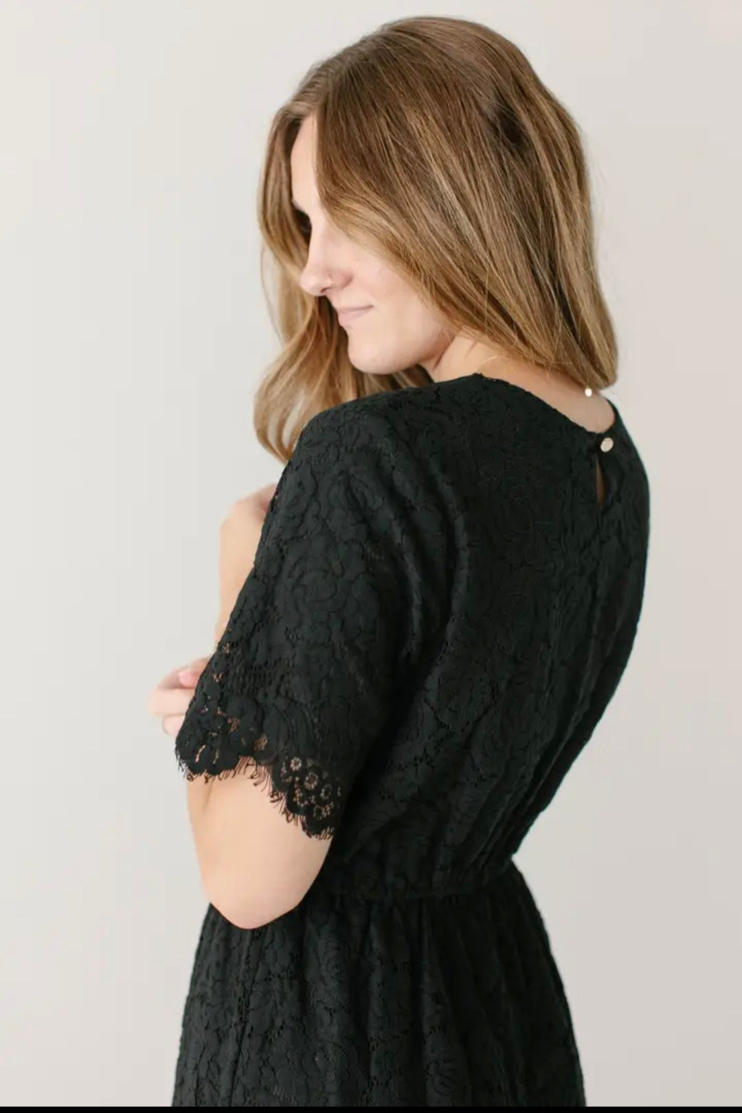 Odessa' Round Neck Lace Maxi Dress